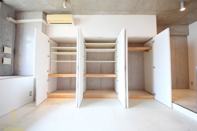 収納　アーデンタワー南堀江