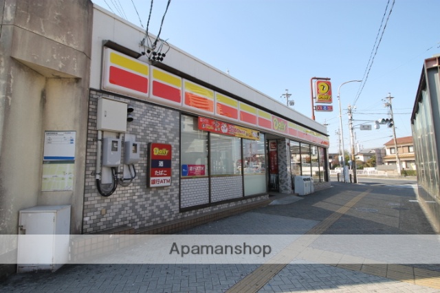 コンビニ　デイリーヤマザキ中川高畑店（コンビニ）まで252m