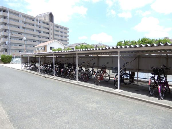 その他　駐輪場（その他）まで50m