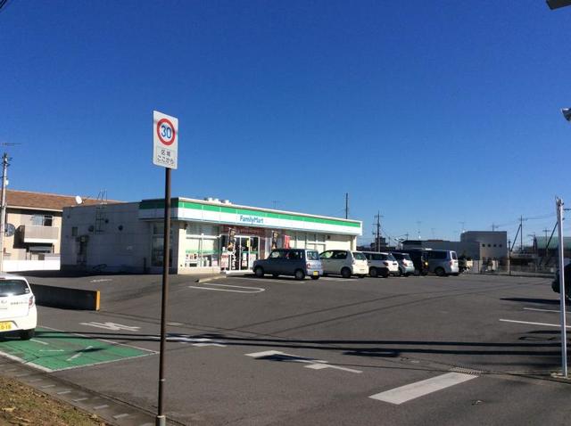 コンビニ　ファミリーマート（コンビニ）まで602m