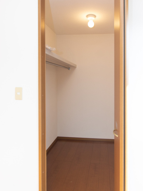 収納　ウォークインクローゼット