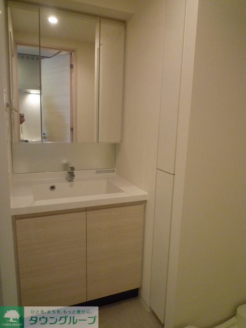 洗面設備　20Aaタイプ2011年5月撮影 同タイプ208号室の写真…