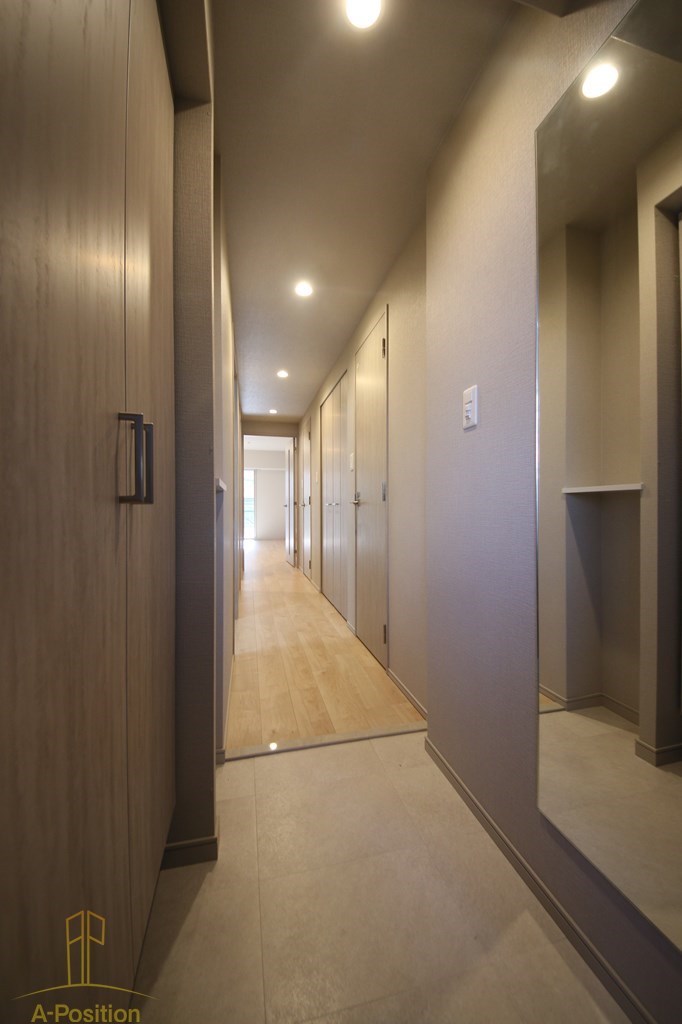 玄関　スプランディッド福島WEST