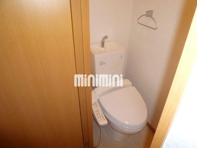 トイレ　ウォシュレット完備