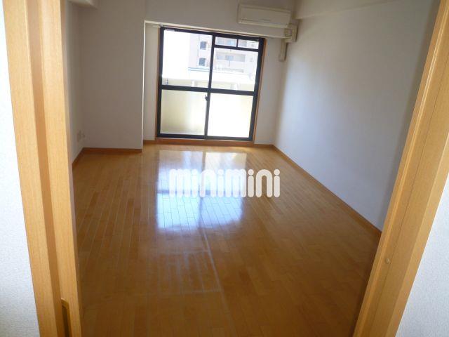 居室・リビング　南向き７階のお部屋