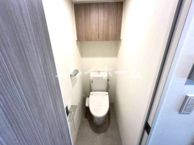 トイレ　同建物内別のお部屋の参考写真になります。