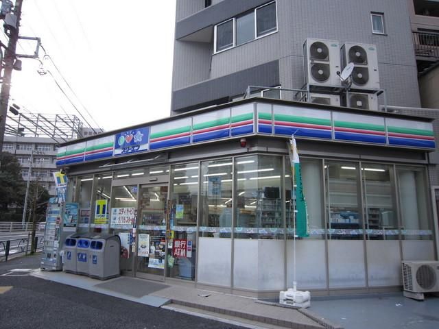 コンビニ　スリーエフ（コンビニ）まで200m