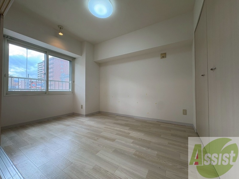 その他部屋・スペース　洋室の家具の配置を考えてみるのも楽しいですよ。