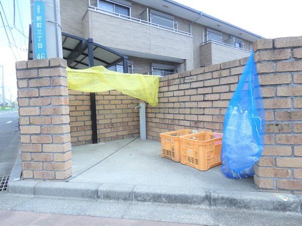 その他　ごみ置き場