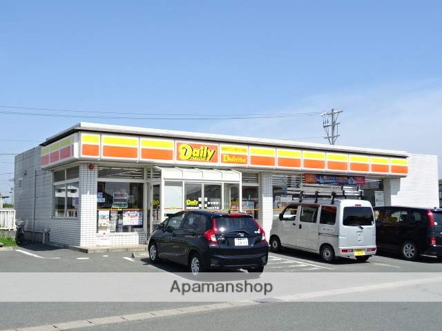 コンビニ　デイリーヤマザキ浜松坪井町店（コンビニ）まで737m