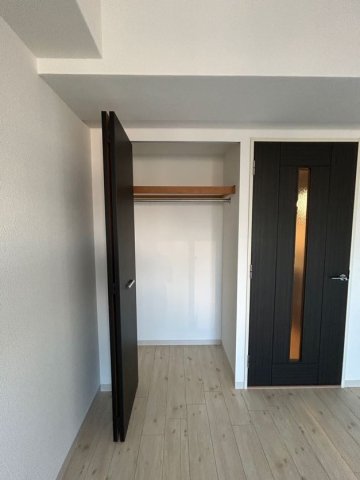 バルコニー　外からの目が気にならないバルコニーで洗濯物が干せます