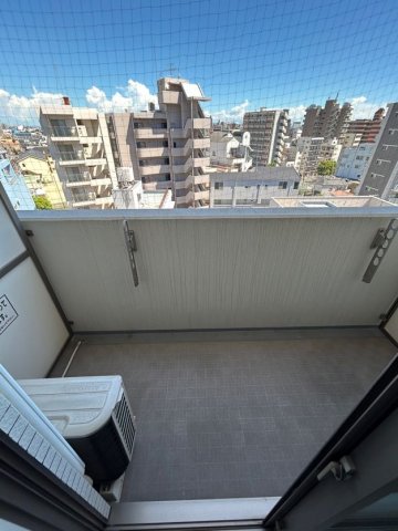 トイレ　落ち着いた色調のトイレです