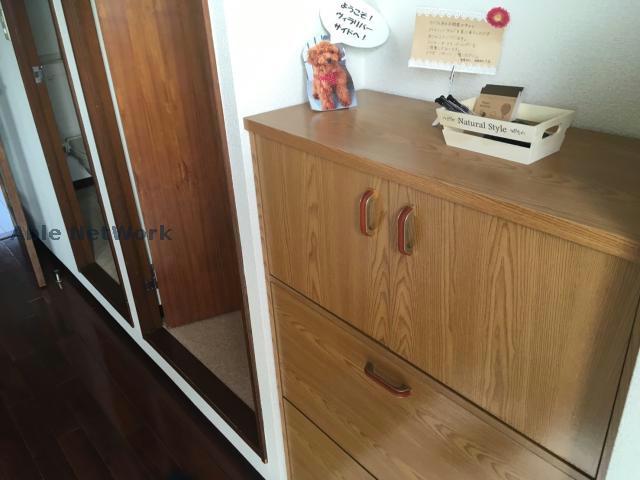 玄関　玄関はシューズボックス付き