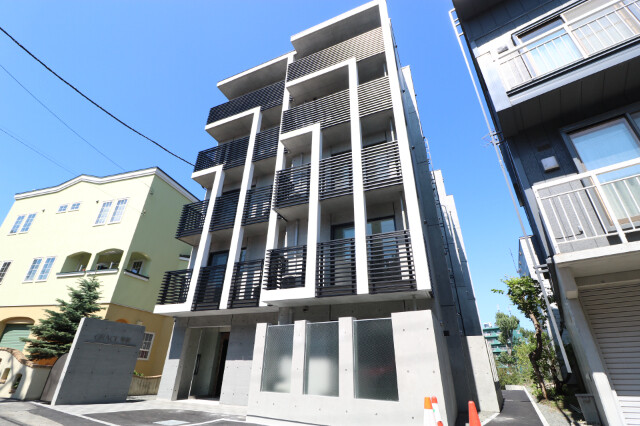 建物外観　目を惹くオシャレな外観☆
