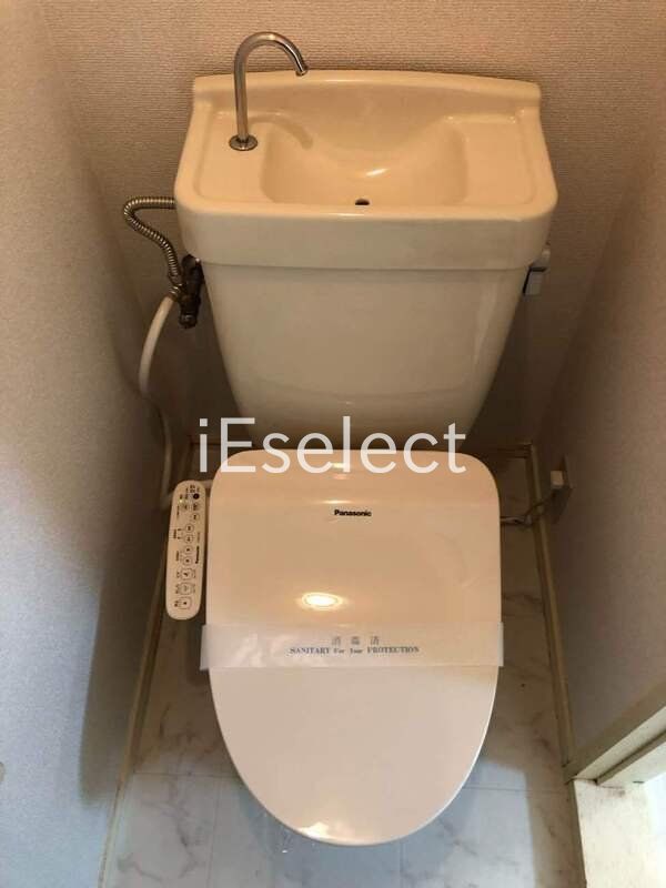 トイレ　温水洗浄便座もございます