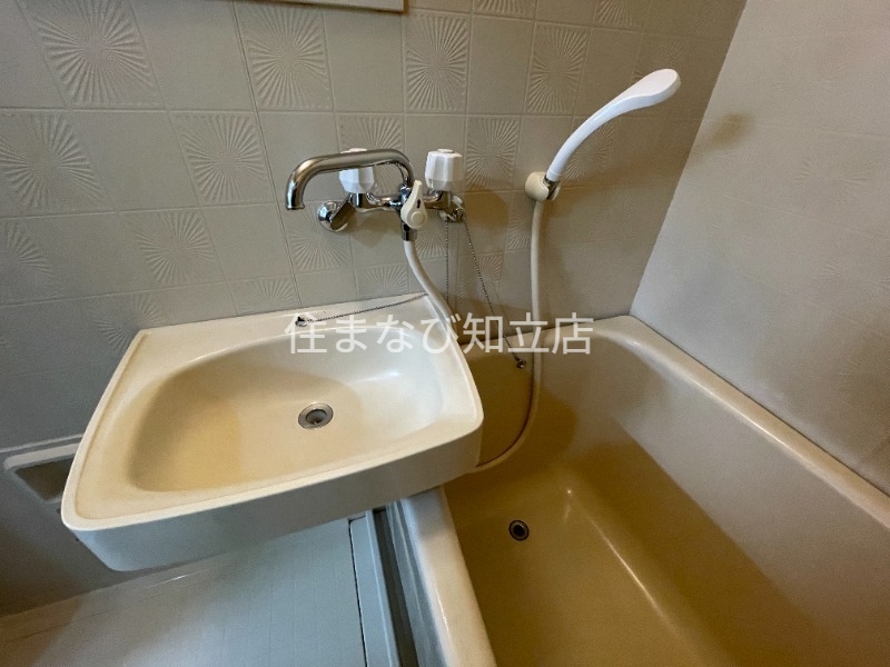 洗面設備　同型別部屋写真