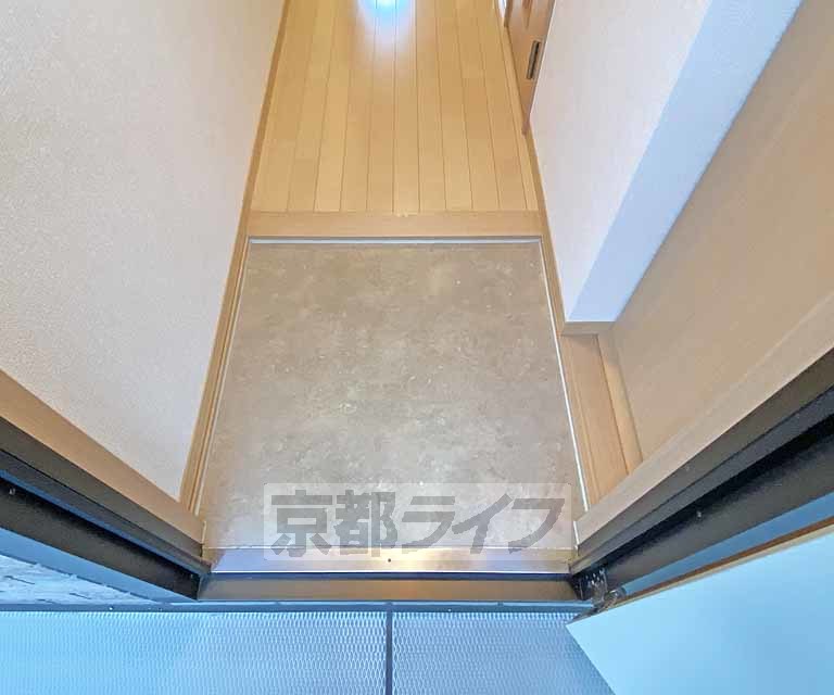 玄関　玄関です。