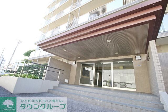 その他共有部分　おおきなエントランス