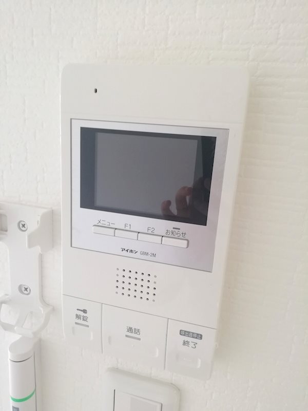 その他　モニター付きインターホン※別部屋のお写真になります