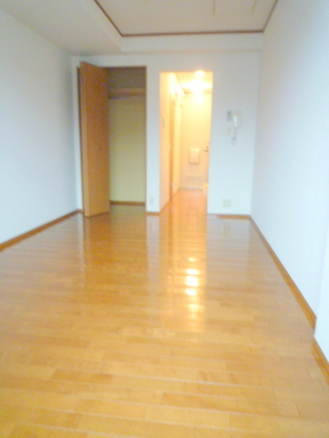 居室・リビング　★キレイなフローリングのお部屋です★