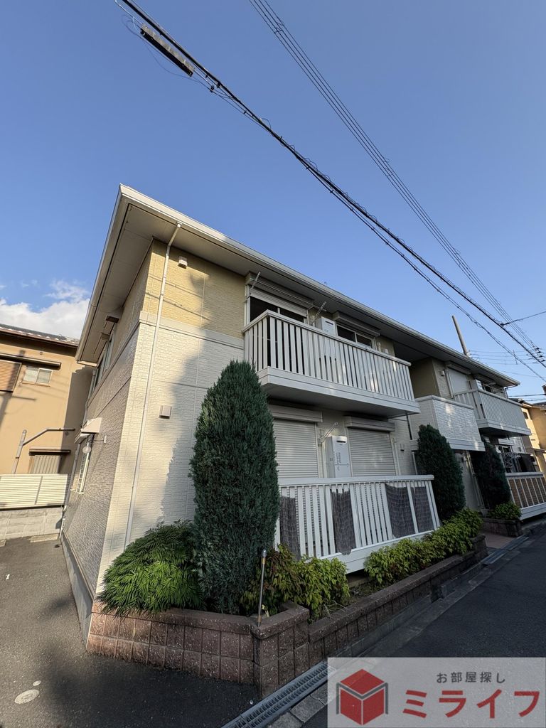 建物外観　隣接住戸が少ない角部屋Wi-Fi対応・インターネット無料！