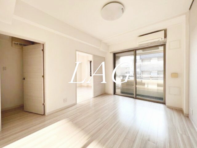 居室・リビング　洋室のお部屋です。