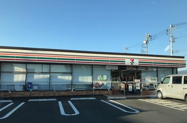 コンビニ　セブンイレブン 三島八反畑店（コンビニ）まで190m