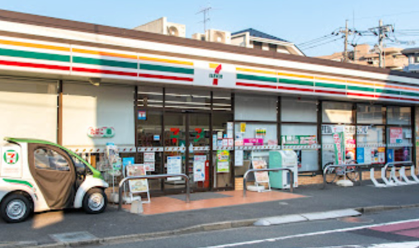 コンビニ　セブンイレブン 世田谷砧4丁目店（コンビニ）まで665m