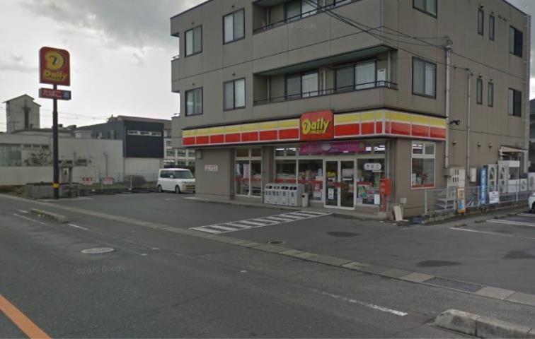 コンビニ　デイリーヤマザキ（コンビニ）まで446m