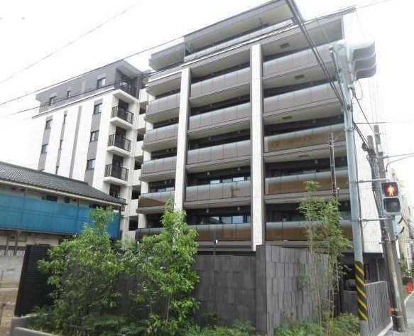 建物外観　オートロック付き