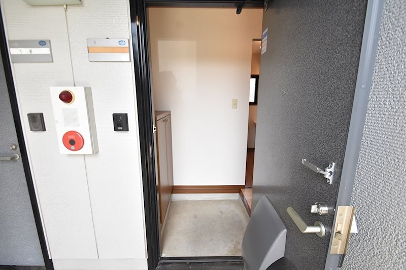 玄関　シューズボックス完備の綺麗な玄関♪