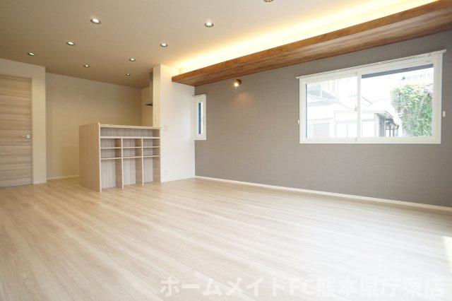 ＪＲ豊肥本線 東海学園前駅 徒歩31分 2階建 築38年の居間写真