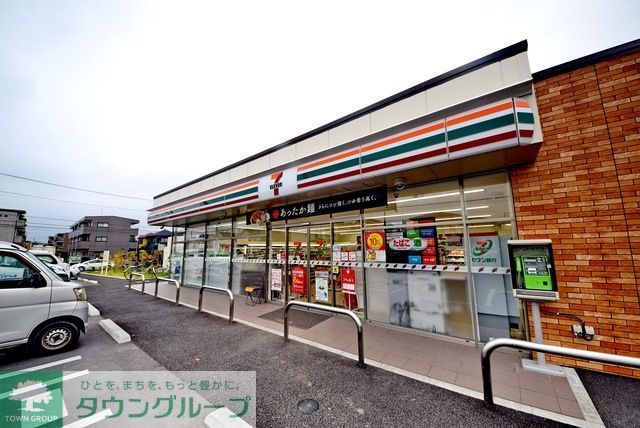 コンビニ　セブンイレブン茅ケ崎松林2丁目店（コンビニ）まで124m