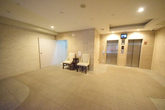 エントランス　★お部屋探しは株式会社タウンハウジング東京まで★