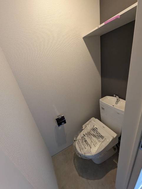 トイレ　１階のお部屋の写真です。イメージを！