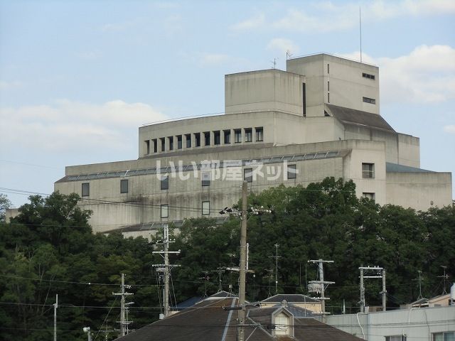 大学・短大　大阪芸術大学（大学・短大）まで2542m