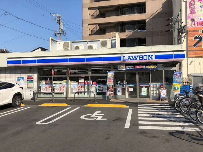 コンビニ　ローソン北区山田一丁目店（コンビニ）まで400m