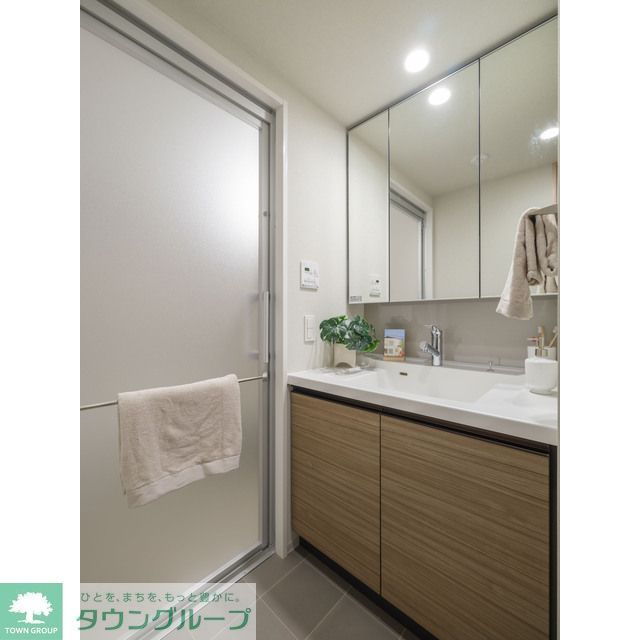 洗面設備　【家具・家電の備え付けはありません】