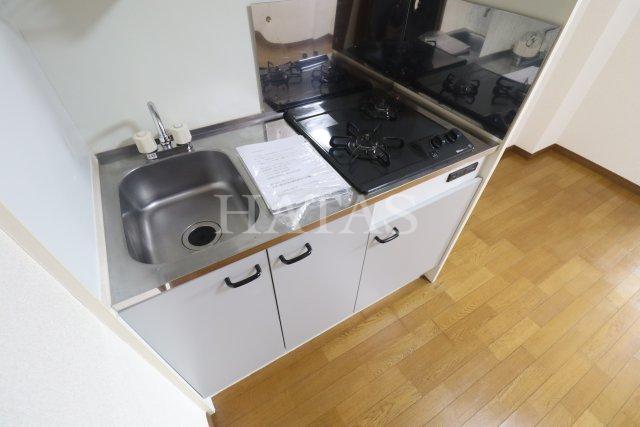 キッチン　同物件別部屋