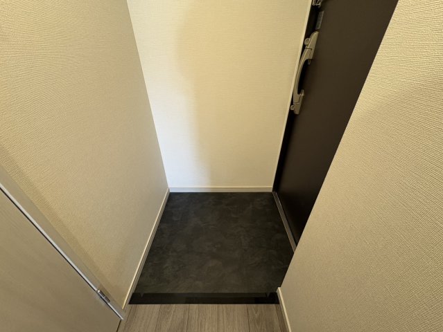 玄関　MAXIV名古屋上前津