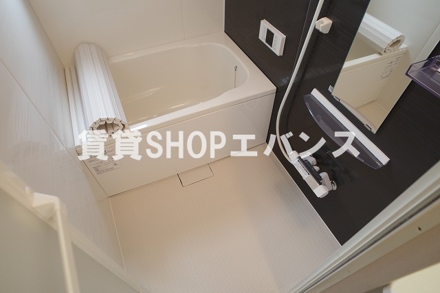 バス・シャワールーム　お風呂で日々の疲れを落としましょう