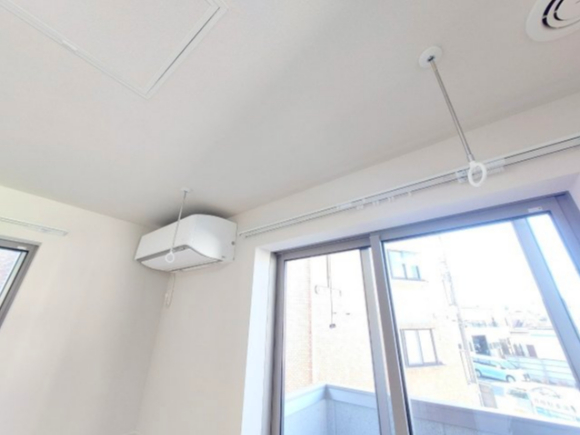 その他設備　室内物干しフック