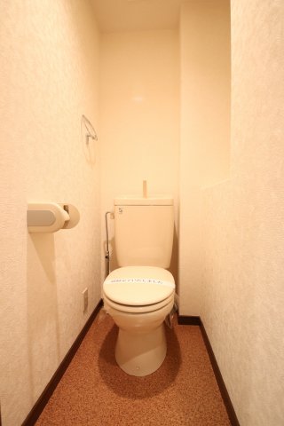 トイレ　トイレもきれいです