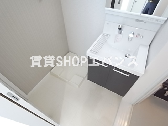 洗面設備　独立洗面化粧台付き