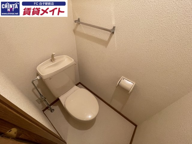 トイレ　反転同型タイプ
