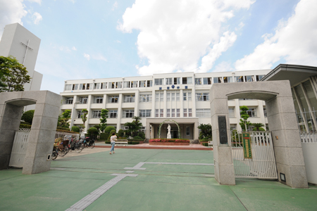 高校・高専　城星学園高等学校（高校・高専）まで1328m