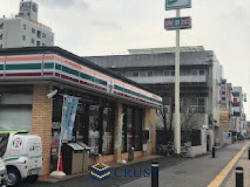 コンビニ　セブンイレブン久留米荘島町店（コンビニ）まで303m