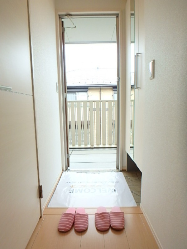 玄関　図面と現状に相違がある場合には現状を優先