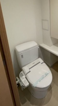 トイレ　トイレ