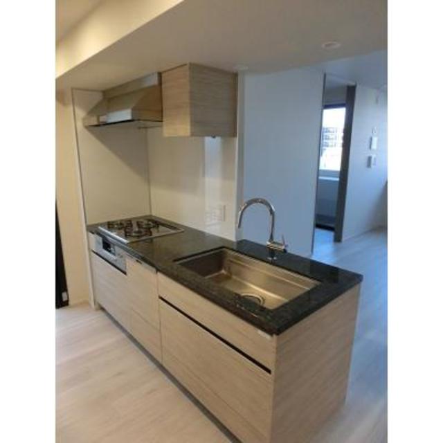 キッチン　※写真は同タイプ住戸です。